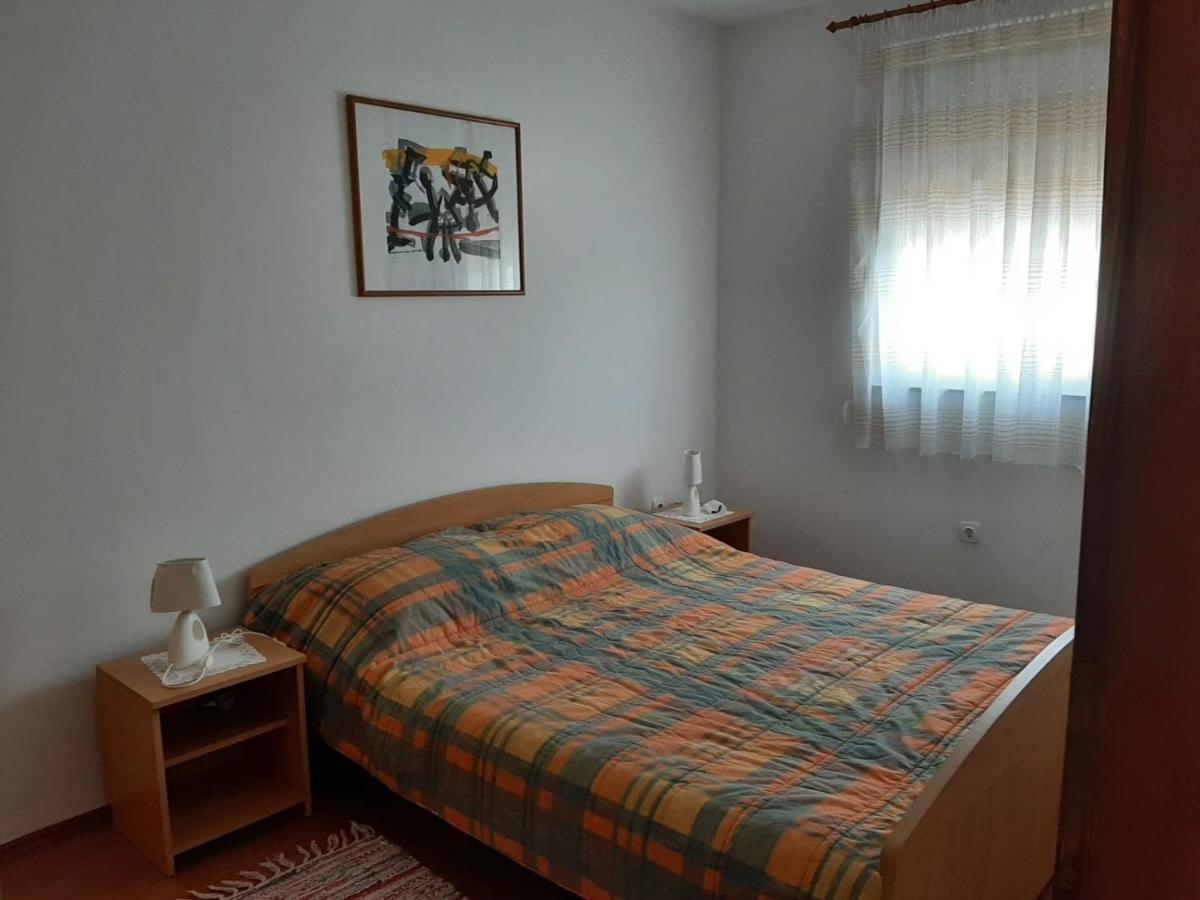 Apartments With A Parking Space Cizici, Krk - 15415 Malinska Εξωτερικό φωτογραφία