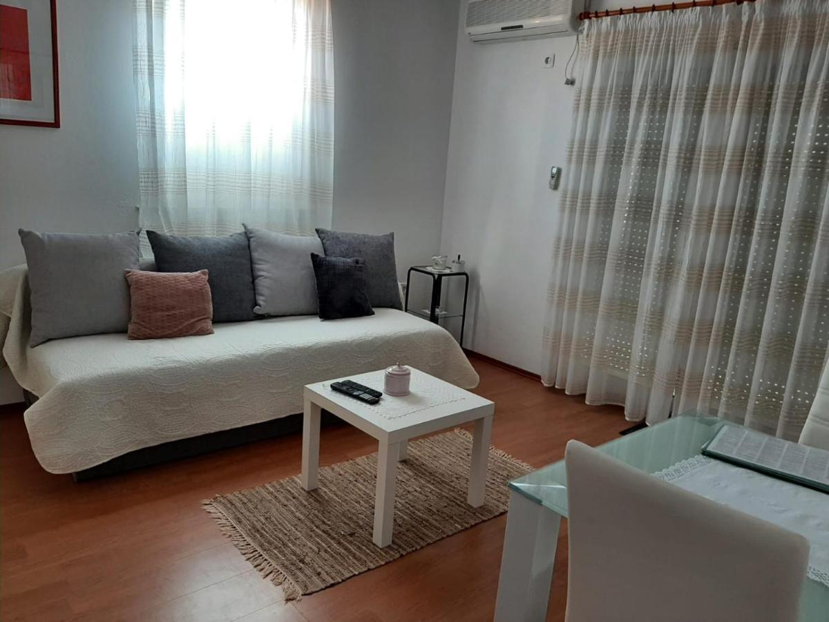 Apartments With A Parking Space Cizici, Krk - 15415 Malinska Εξωτερικό φωτογραφία